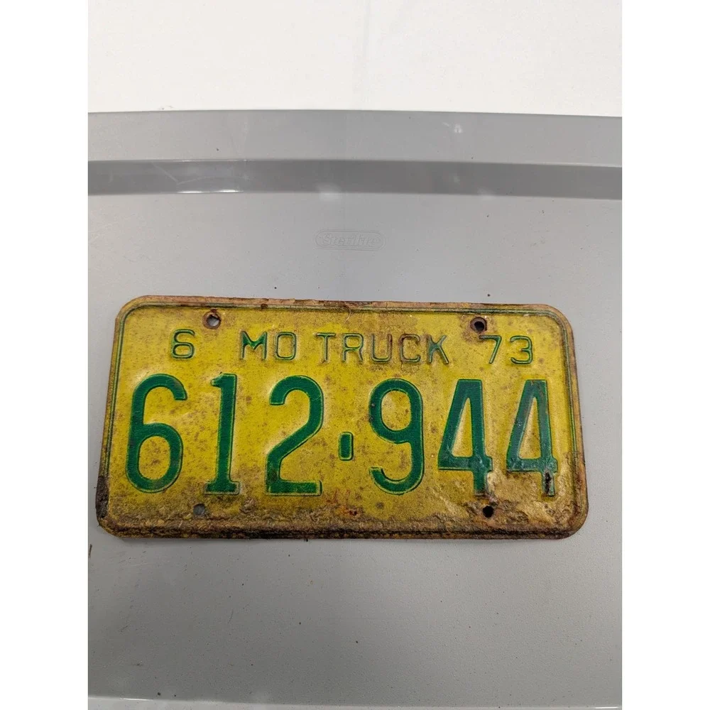 Vintage Missouri 1973 Truck License Plate Garage‎ Man Cave Wall Decor Collectors